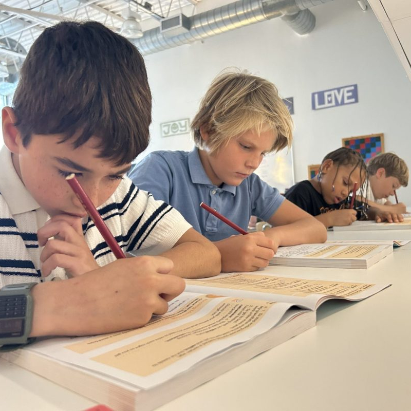 Fraser Woods Montessori Elementary School Grades 1 to 5